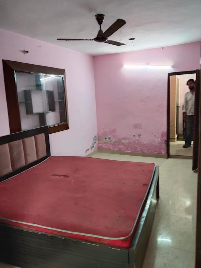 Sumit Kumar's room