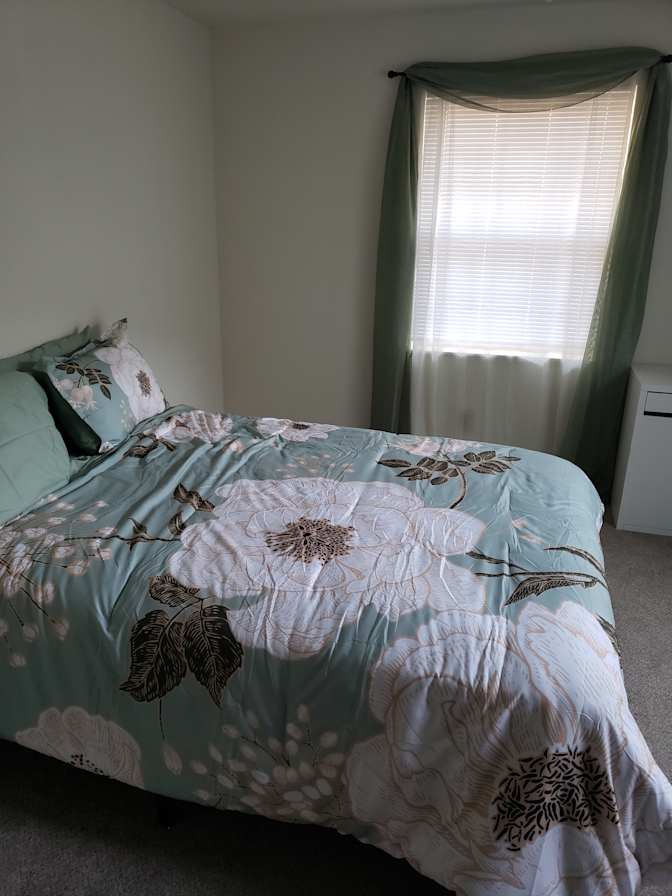 Carla's room