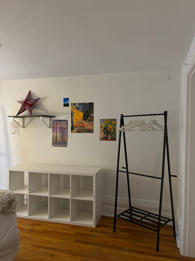 Laura Julia's room