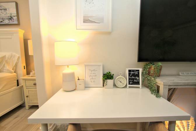 Kim's room