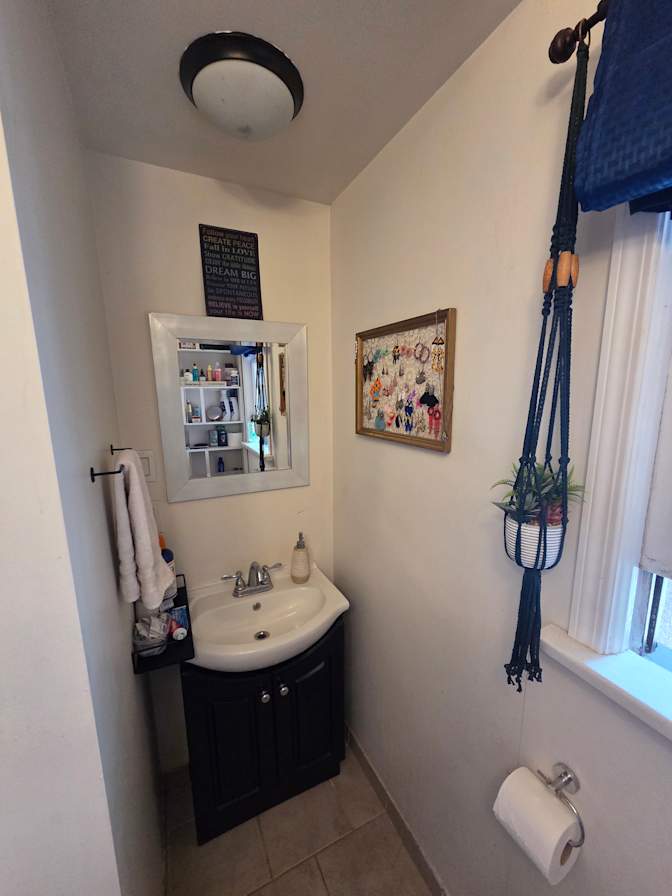 Jaclyn's room