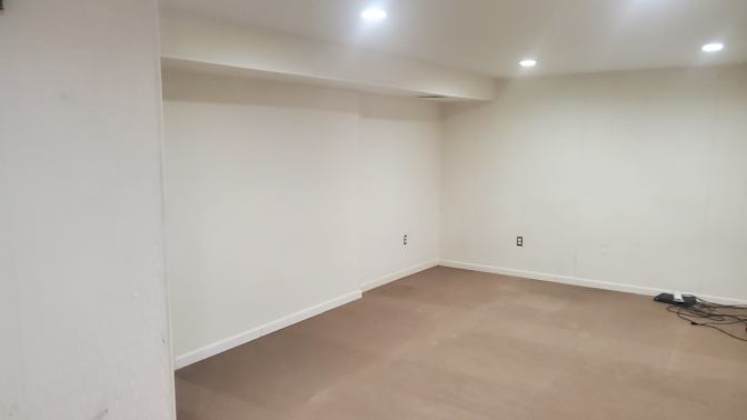 Enrique's room