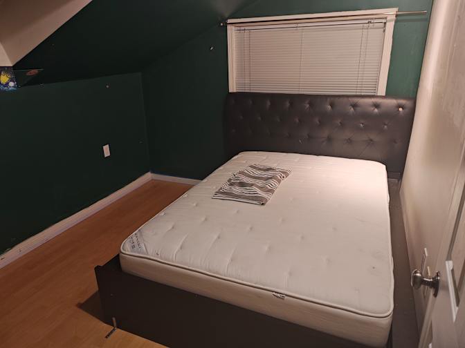 Franklyn's room