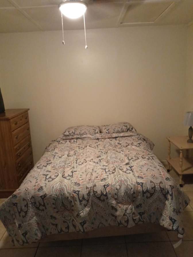 Al Evans's room