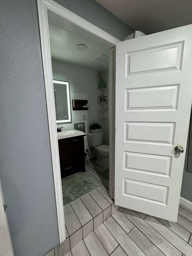 Alejandro's room