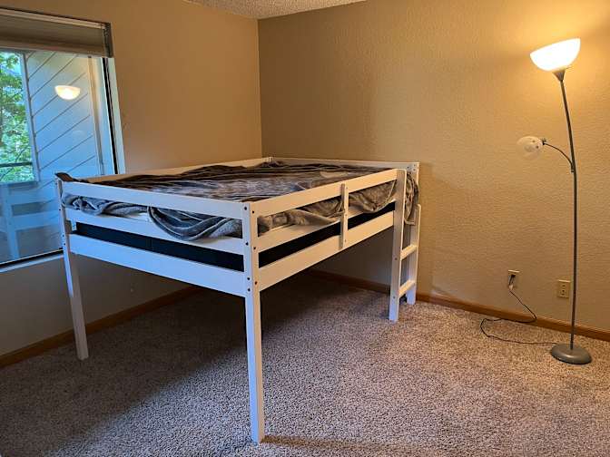 Weilan's room