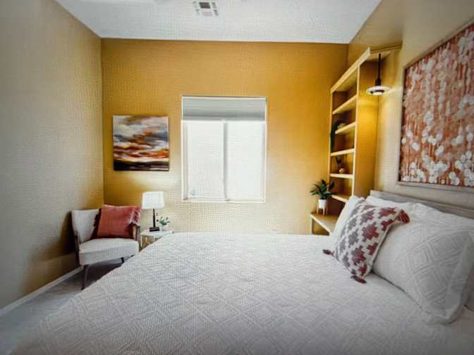 Moira Z Woods's room