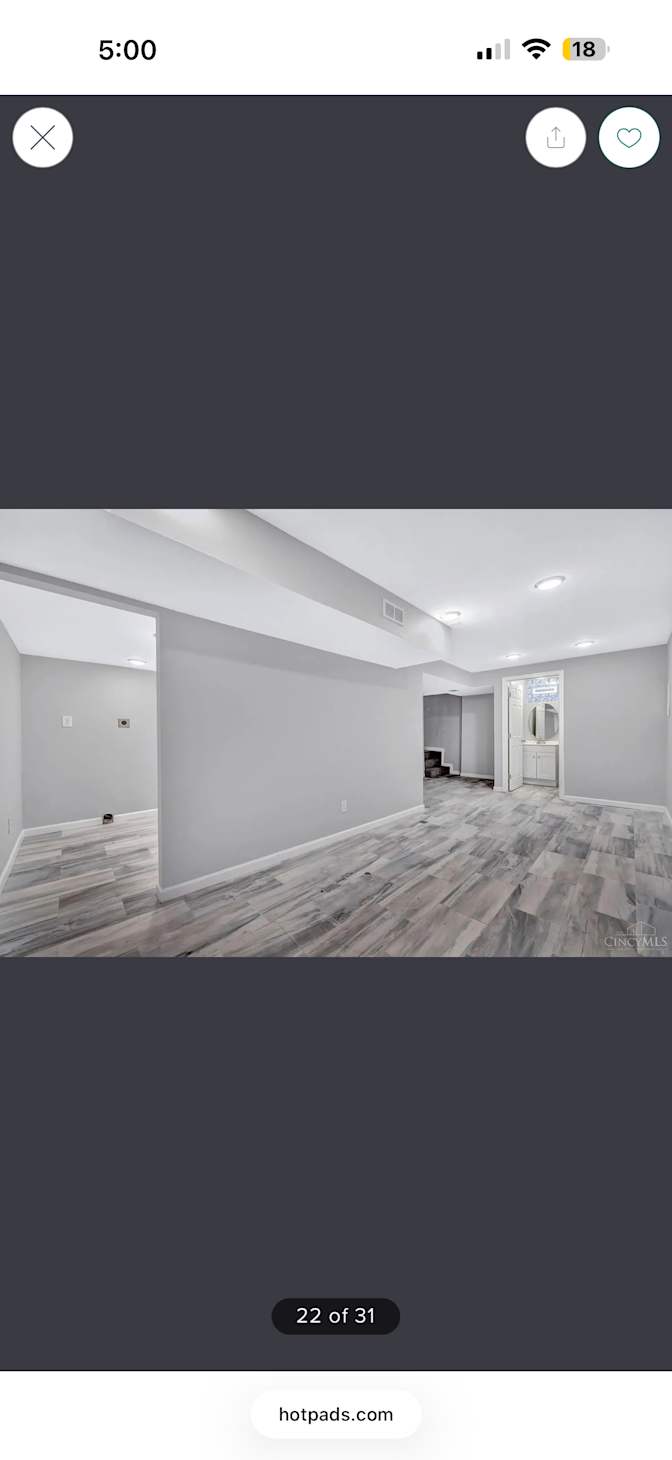Thomas's room