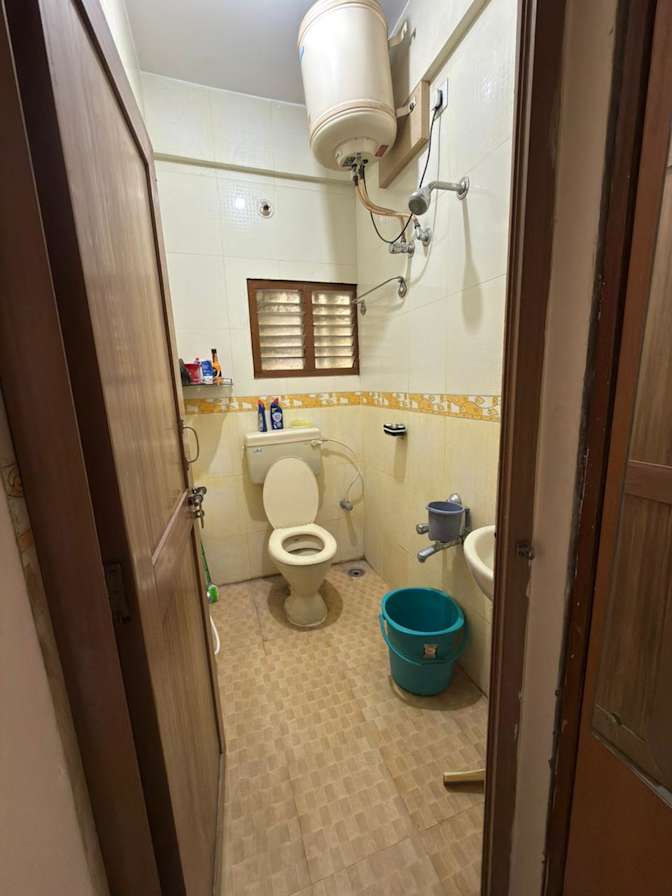 Mayur's room