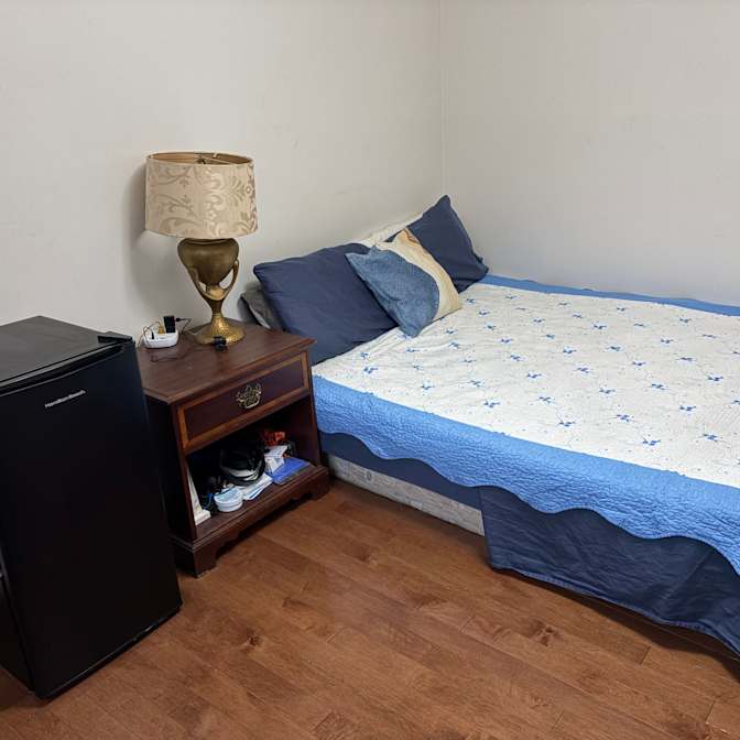 Yanyth Torrs's room