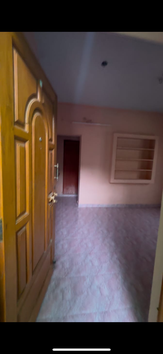 Abarnaa's room