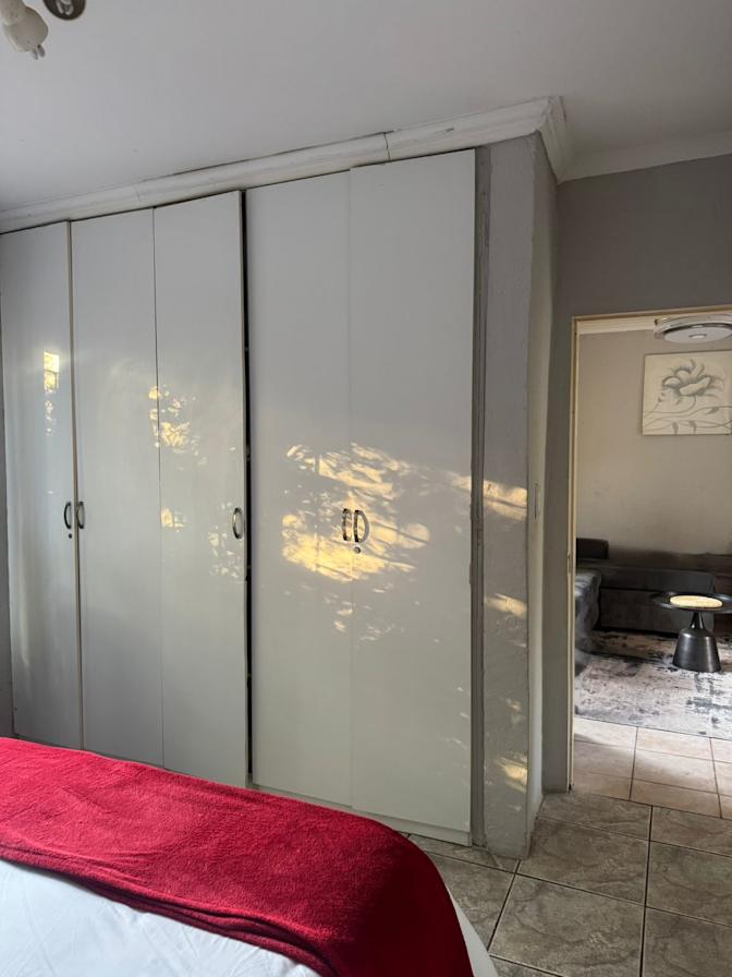 Michelle Modise's room