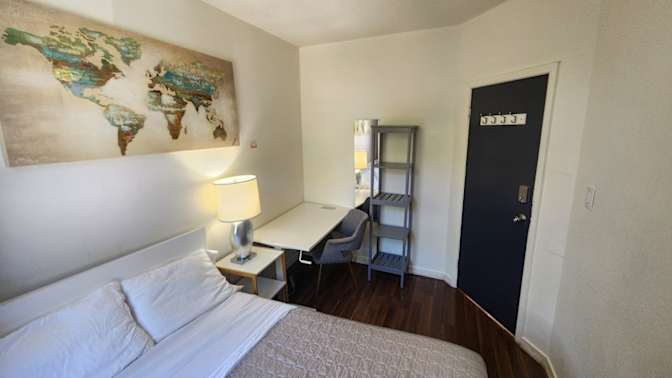 Laure's room