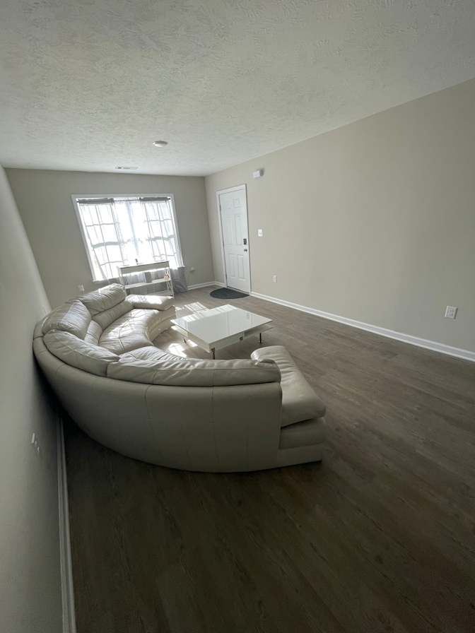 Tee's room