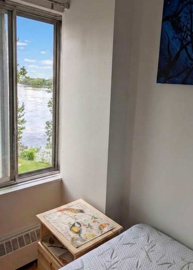 April-Anna Bremers's room