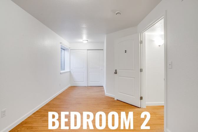 HomeCrew's room