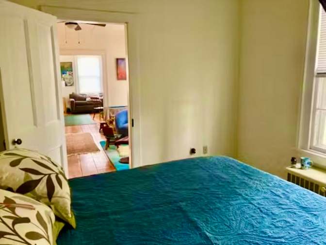 Jen's room