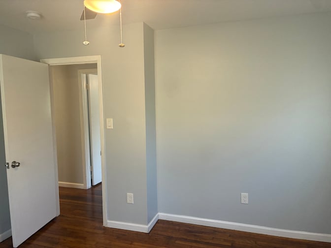 Alcove Rooms's room