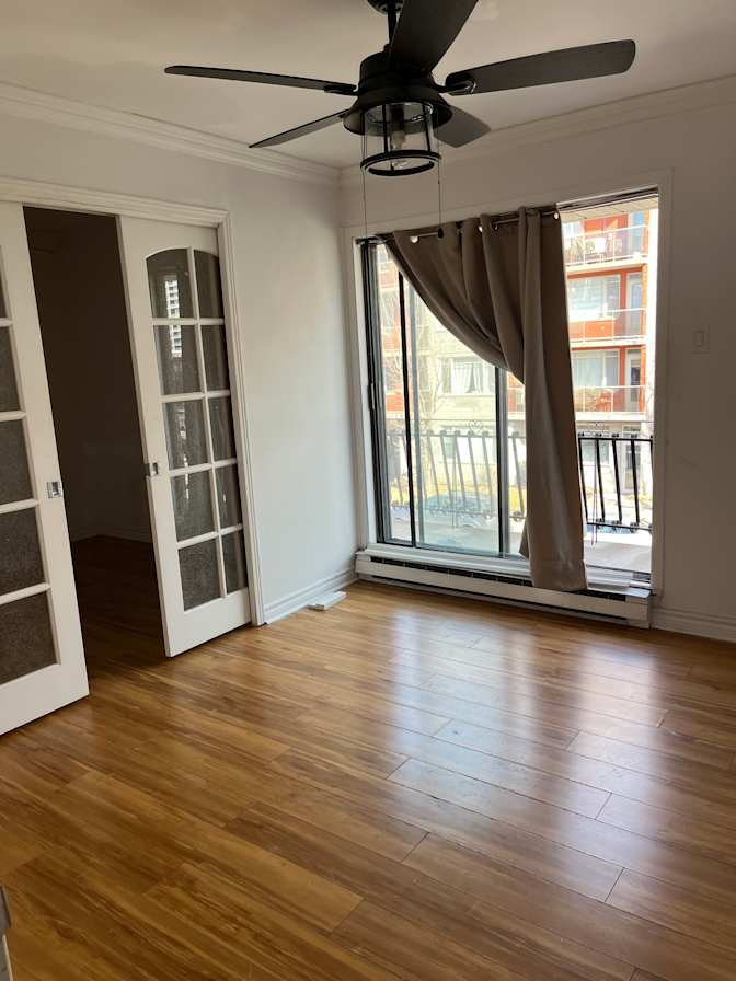 Lisa's room