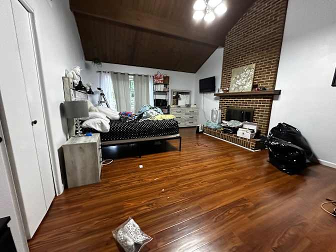 Ambar's room
