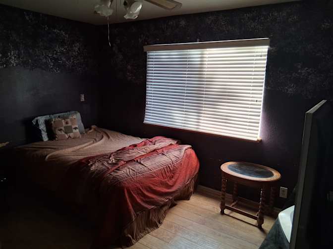 Abdule's room