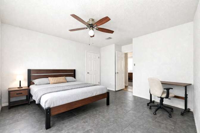 PRIYA DUBEY's room
