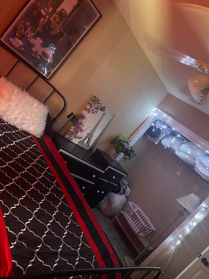 Elizabeth's room