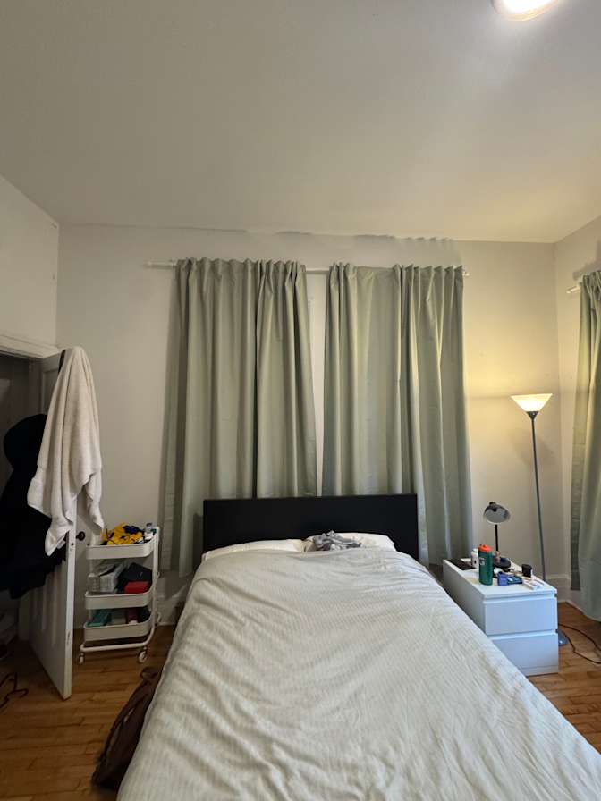 Robert's room