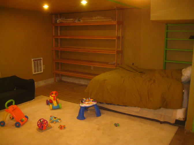 Lotus's room