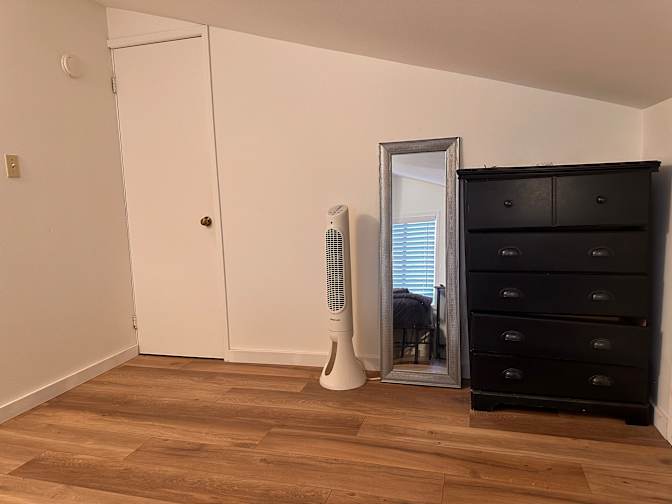 Tam's room