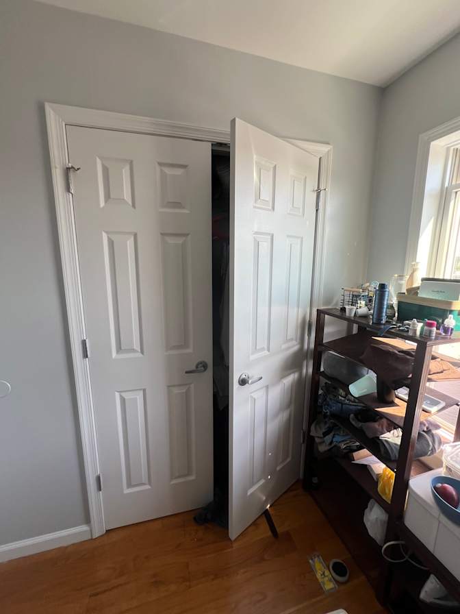 Ravi Kukutla's room