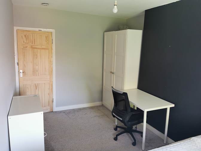 Imad's room