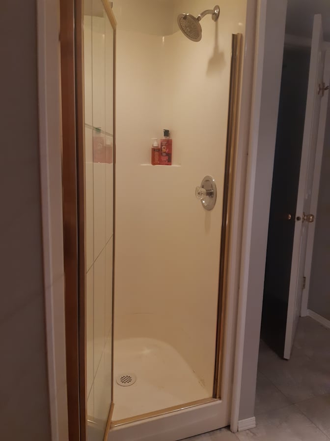Awesome's room