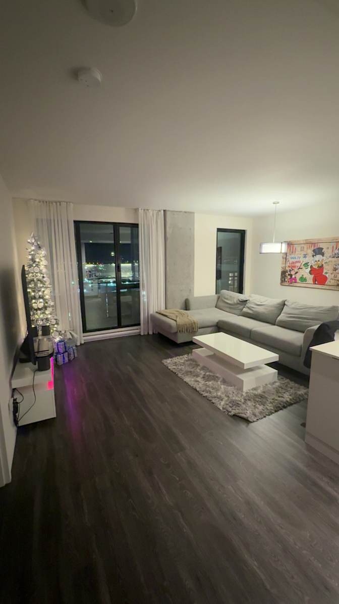 Alexandre Longtin's room