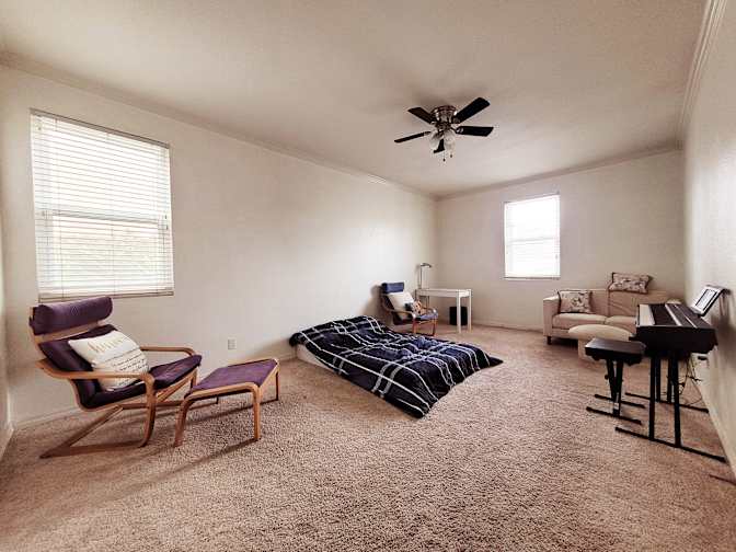 Donna's room