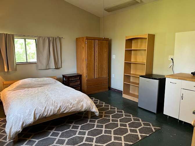 Katherine Anuszczyk's room