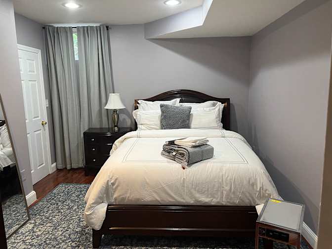 Max's room