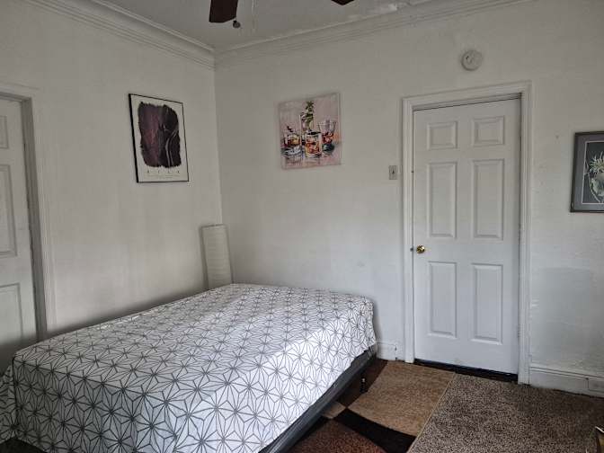 Raymond Bolton's room
