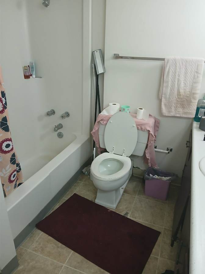 Thu Nguyen's room