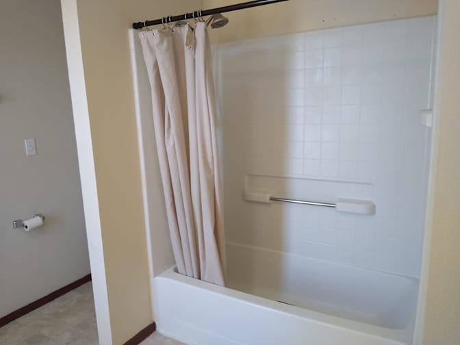 KathleenSam's room