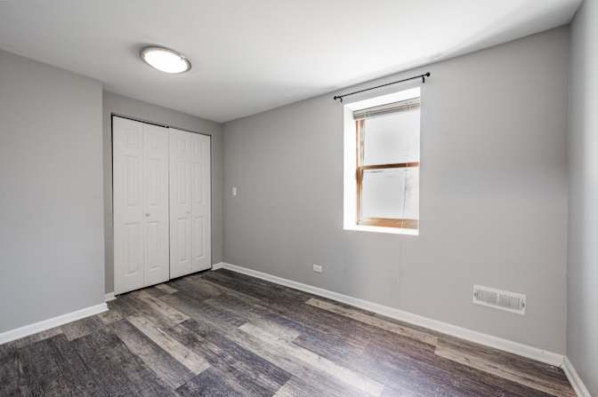 Sam June's room