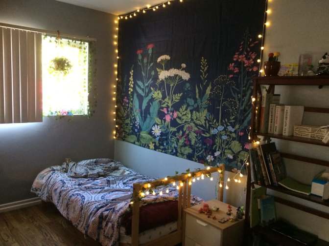 Hannah's room