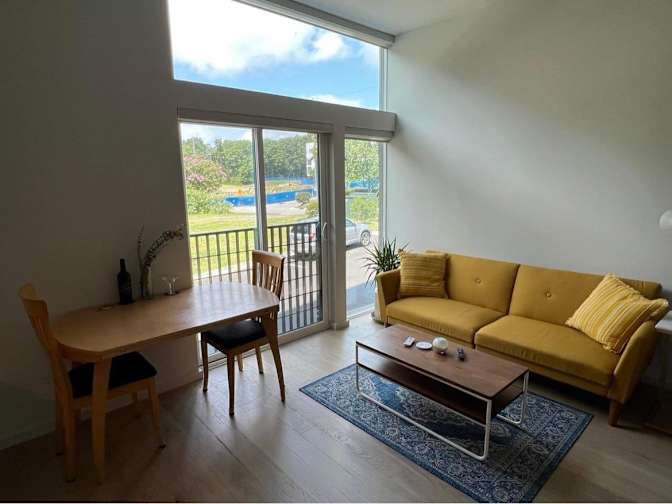 Alcove Rooms's room