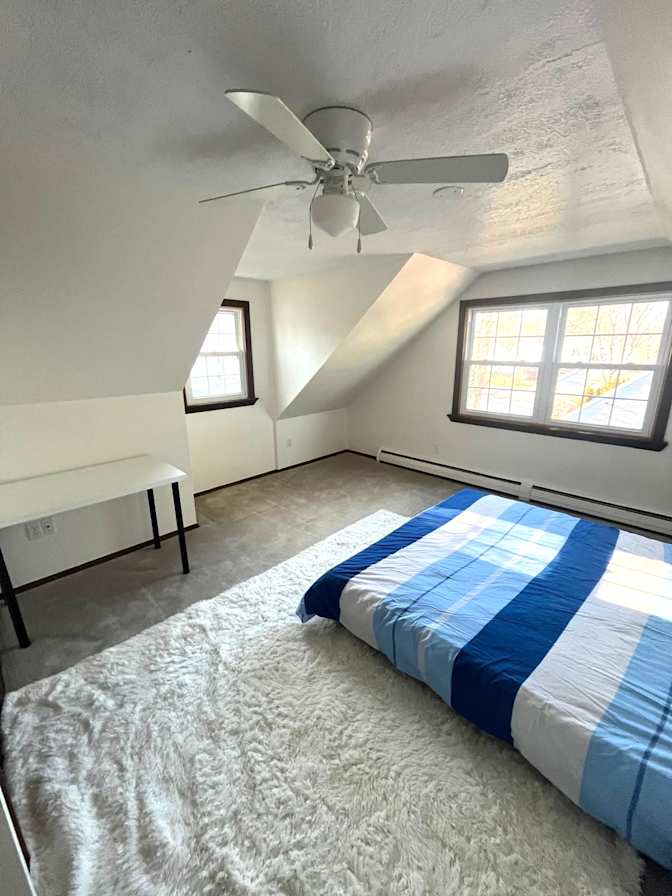 Carolina's room