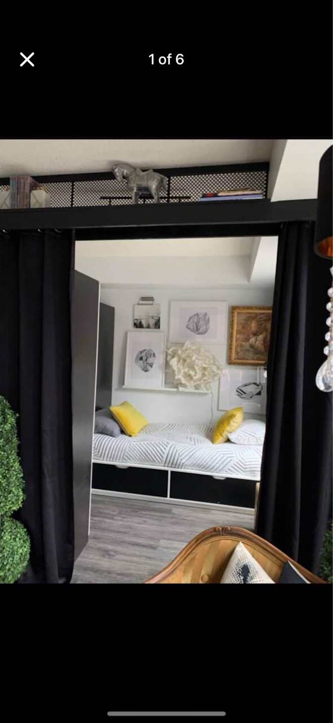 Andres Daniel's room