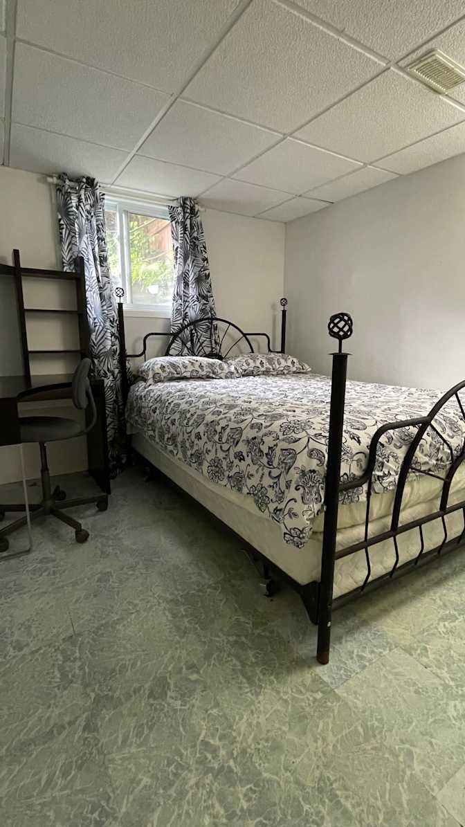 Stephanie's room