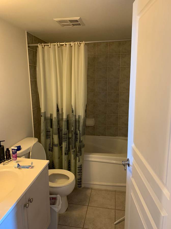 Ken's room