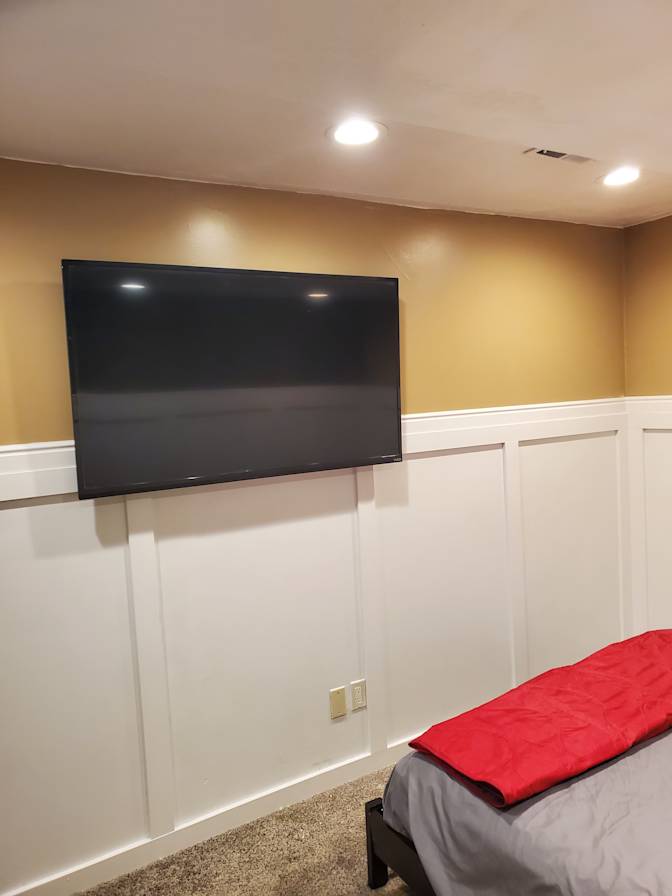 Dustin's room