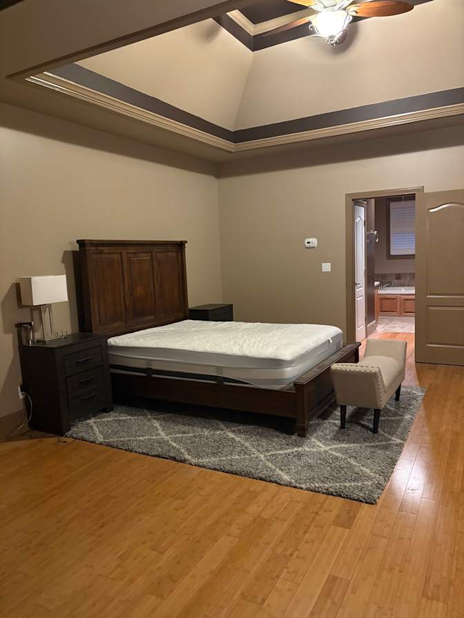 Niki's room