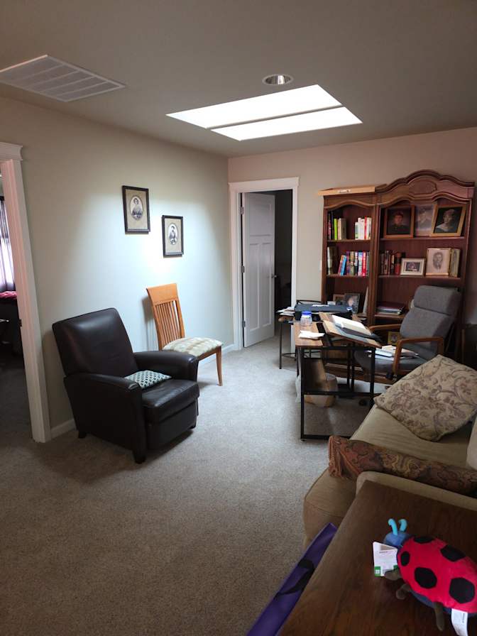Linda H Korver's room